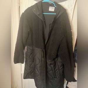 Barely worn xxl Old Navy coat. Runs big.